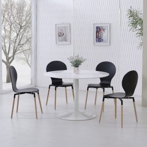 SnowWB4-MFS-Black-chairs