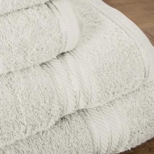 Ivory_Ivory_Closeup_a131380c-0bee-44fa-be4d-47a6d3cb253d