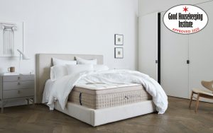 dreamcloud-luxury-memory-hybrid-mattress-lifestyle2