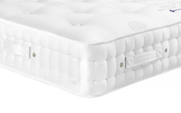 millbrook-wool-luxury-2000-corner