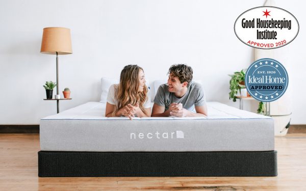 nectar-memory-foam-mattress-lifestyle2