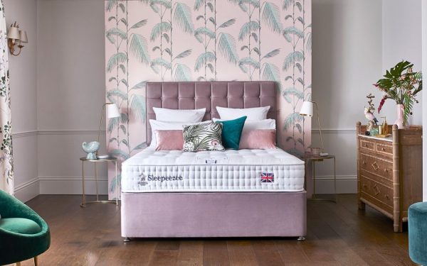 sleepeezee-perfectly-british-strand-1400-pocket-mattress-roomshot