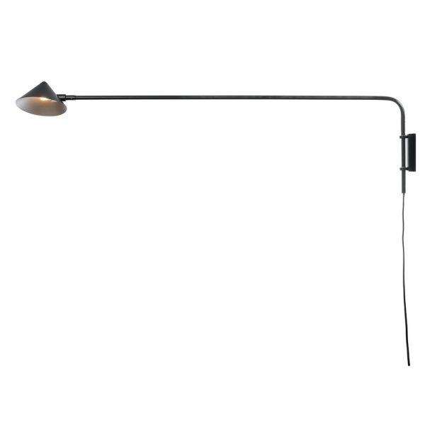 Capello-long-black-turned-lit