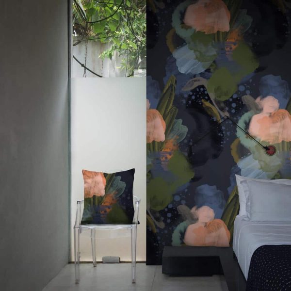 Feathr-EnglishRose-Midnight-Lifestyle-CuriousEgg