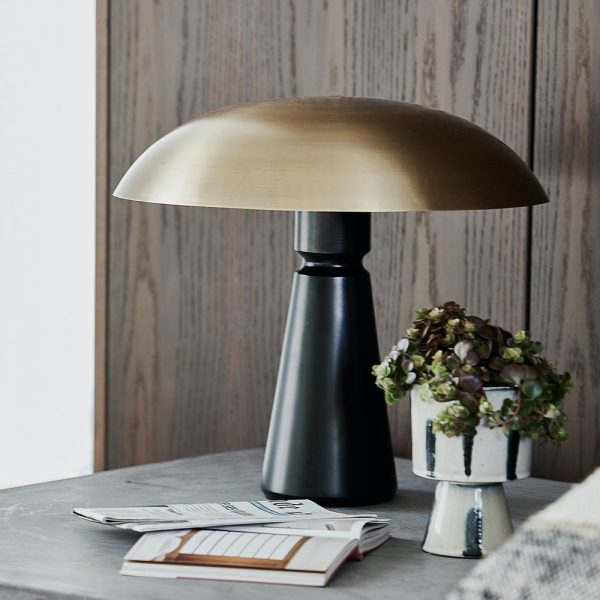 Greta-Lamp-Lifestyle