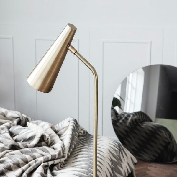 Koan-Floor-Lamp-Gold-Lifestyle-2