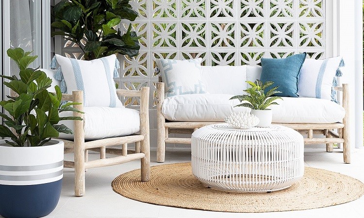 Decorate Your Outdoor Space With Coastal furniture