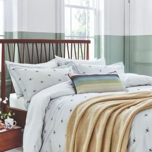joules_kelmarsh_bee_hob_1