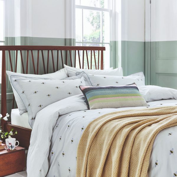 joules_kelmarsh_bee_hob_1