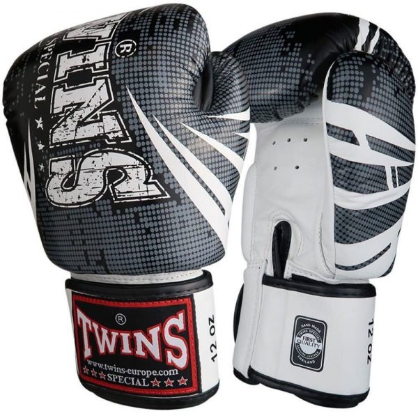 Twins Signature Boxing Gloves Black