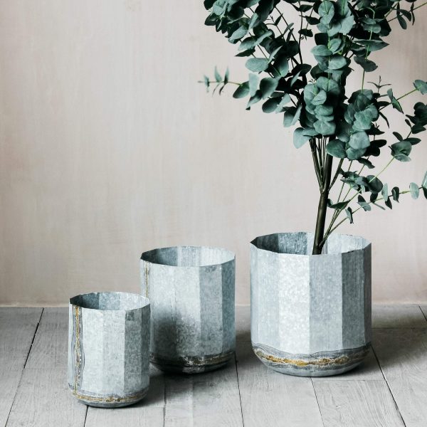 ara1008-set-of-three-fenix-geometric-planters_1