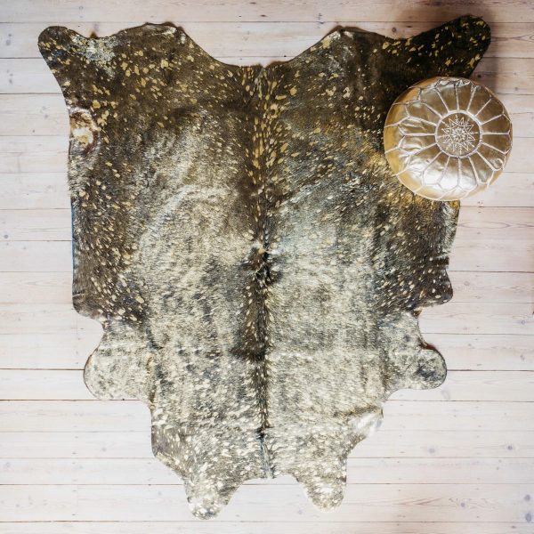 hlj7105_speckled-gold-cowhide-rug_01