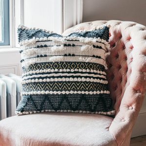 mqk1003_sienna-square-black-and-white-bobble-cushion_01