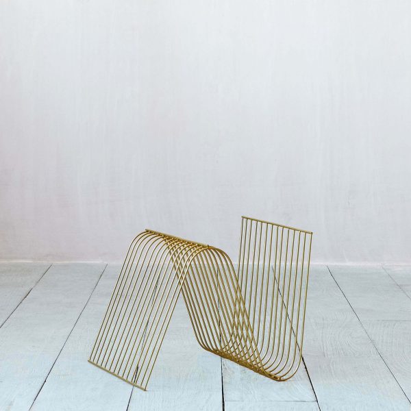 uie1000_zig_zag_gold_magazine_rack_front2