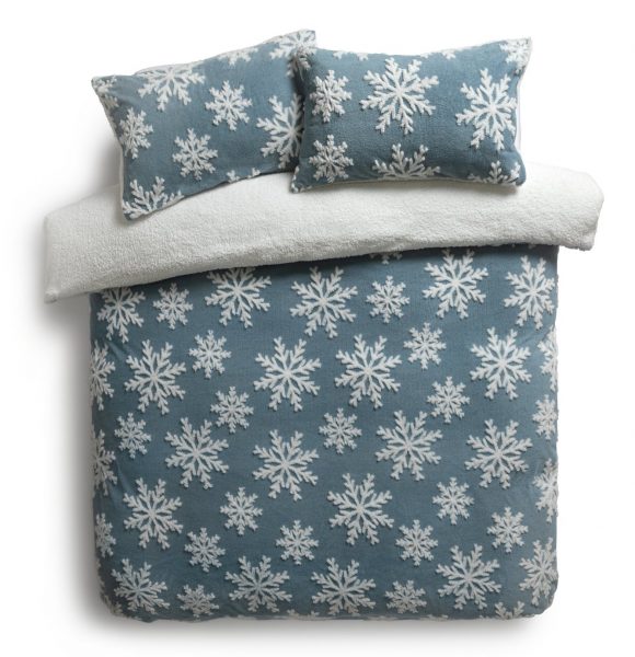 Argos Home Christmas Snowflake Fleece Bedding Set &#8211; Single, MySmallSpace UK