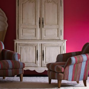 245263-belgaro-chair-in-salinas-fabric