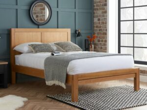 birlea-bellevue-4ft6-double-oak-wooden-bed-frame_35404