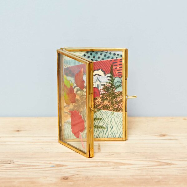 Alia-Glass-Folding-Frame-Gold-NMFG-LR