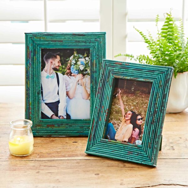 EBPF-RC08-Recycled-Newspaper-Photo-Frames