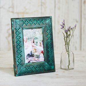 Hara-Mango-Wood-Photo-Frame-LOW-RES-Lifestyle-2