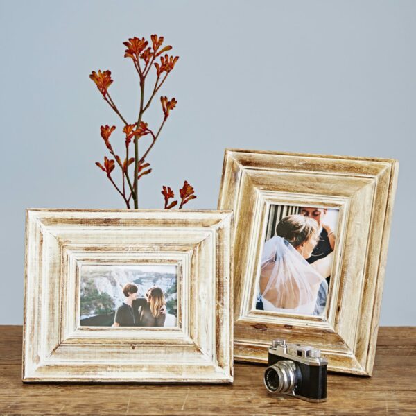 Nirala-Mango-Wood-Photo-Frame-LOW-RES-Lifestyle-2