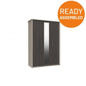 4775928