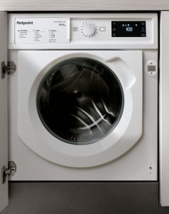 BIWDHG961484UK_WH_hotpoint_washerdryer_01