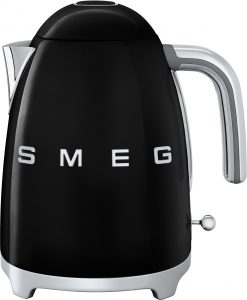 KLF03BLUK_BK_smeg_kettle_01a