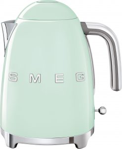 KLF03PGUK_PG_smeg_kettle_01a