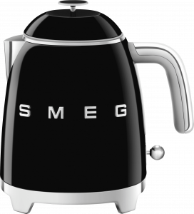 KLF05BLUK_BK_smeg_kettle_01