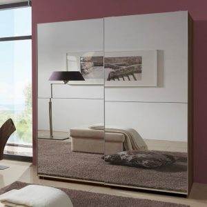 Queen_065_772_Wardrobe