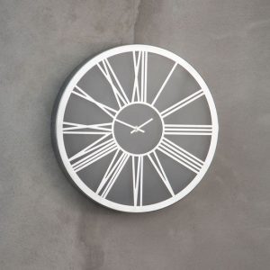 breiley-round-design-wall-clock-black-chrome-frame