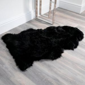 ladson-sheepskin-rug-black