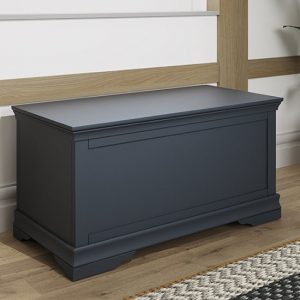 skokie-blanket-box-midnight-grey