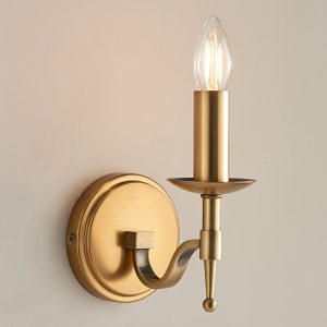 stanford-single-wall-light-antique-brass