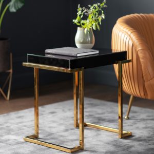 canela-mirrored-side-table-gold-steel-legs-black