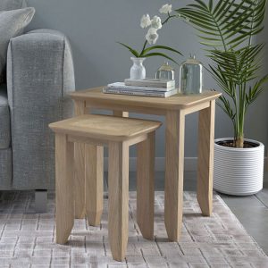 carno-wooden-set-of-2-nesting-tables-blond-oak