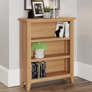 gilford-wide-small-bookcase-light-oak