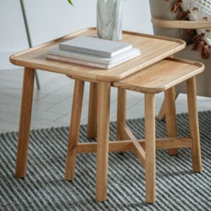 kinghamia-wooden-nest-of-2-tables-oak