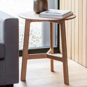 madrina-round-wooden-side-table-oak
