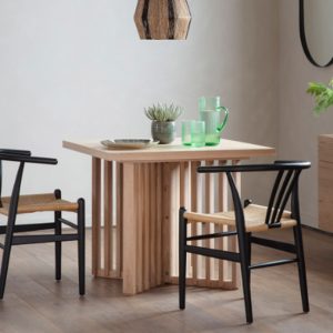 okonma-square-wooden-dining-table-oak