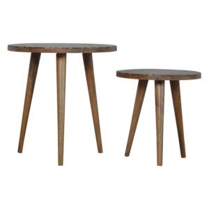 tree-trunk-wooden-set-of-2-nesting-tables-oak-ish