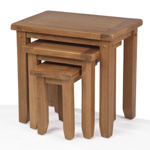velum-wooden-set-of-2-nesting-tables-chunky-solid-oak