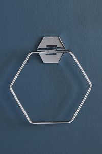 62999511_007_b