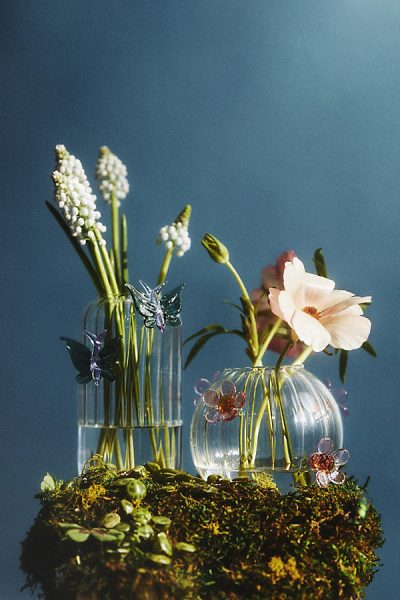 81012486_050_b10