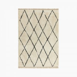 orianna-diamond-patterned-rug-cream-p22435-2768949_image