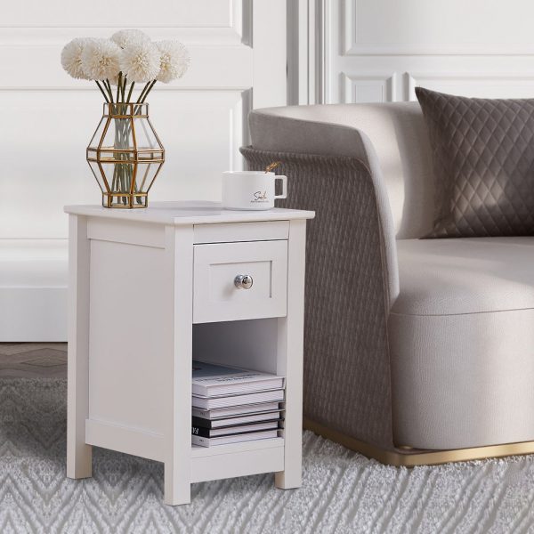 endtable-white-witharmchair