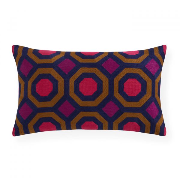 Chainstitch_20Geos_20Magic_20Grid_Pillow_Front_Fall23