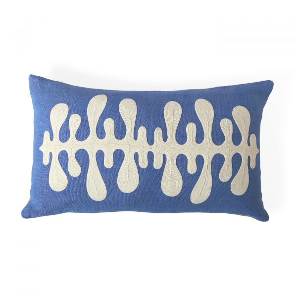 amoeba_zipper_pillow_blue_a_c8913360-acd9-41fb-b0d1-1af824581f01