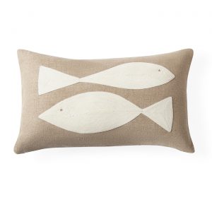 biarritz_fish_pillow_a_8b6591ea-eb3f-442e-af57-0713c8d04f00